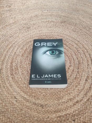 Livre Grey