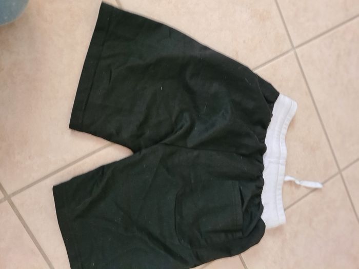 Short homme S - photo numéro 4