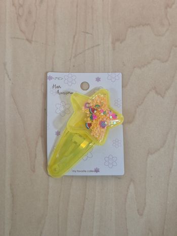 Pince a cheveux shakshaka étoile jaune