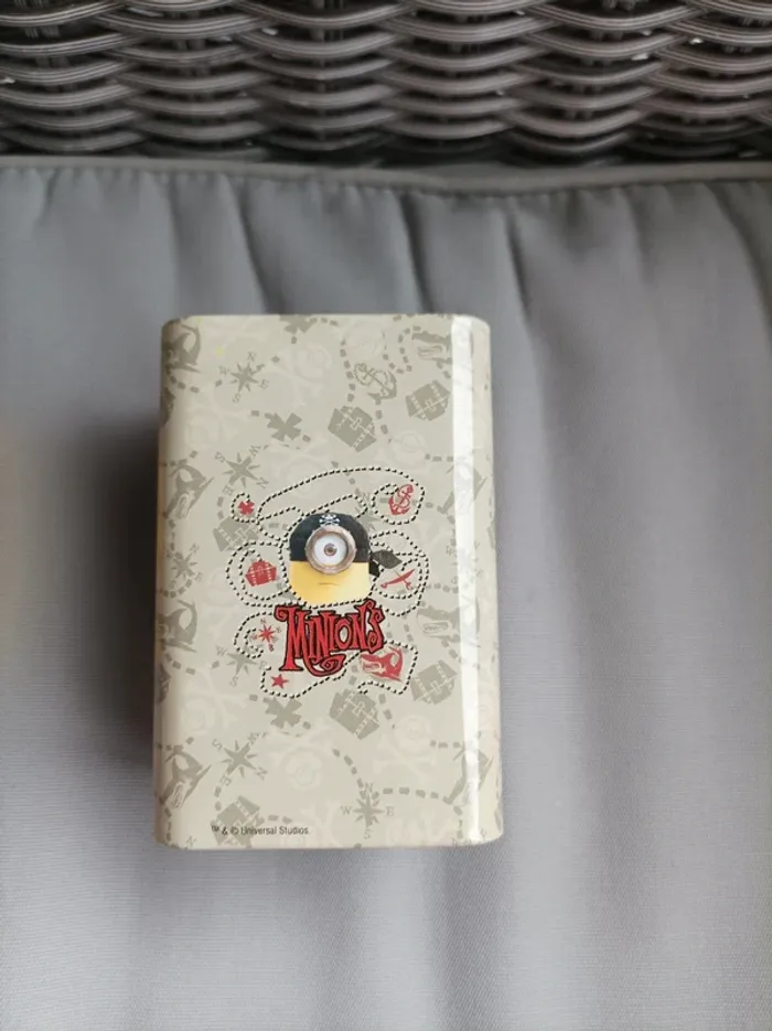 Joli pot à crayons Minions pirates - photo numéro 6