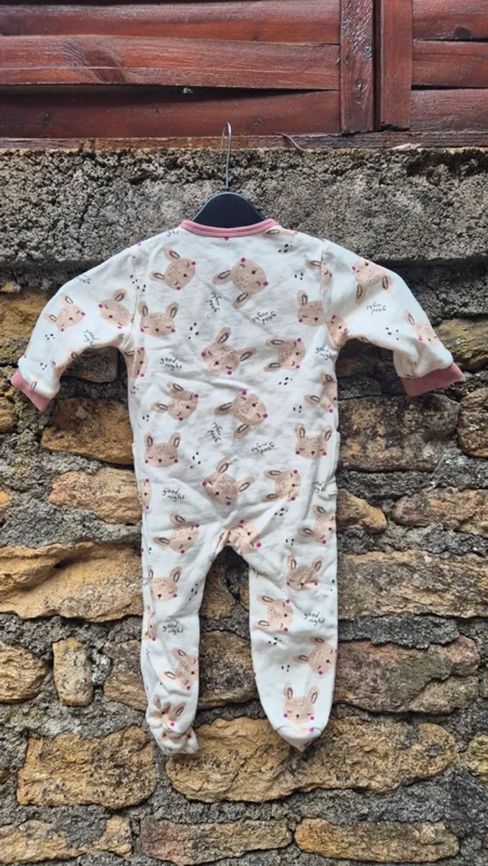 Combinaison bébé - photo numéro 2