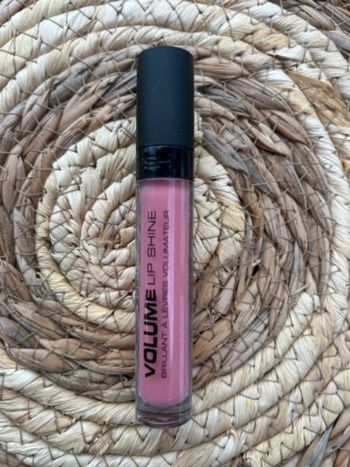 Gloss à lèvres Neuf Gosh num 03