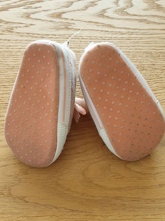 Chaussures roses fille 6-12 mois - photo numéro 3