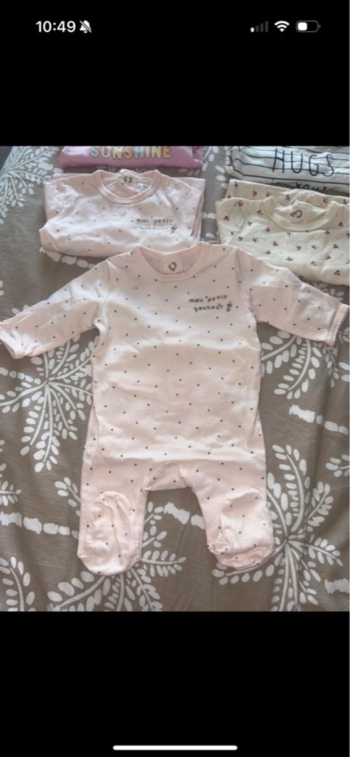 Lot 10 pyjamas 1 mois - photo numéro 3