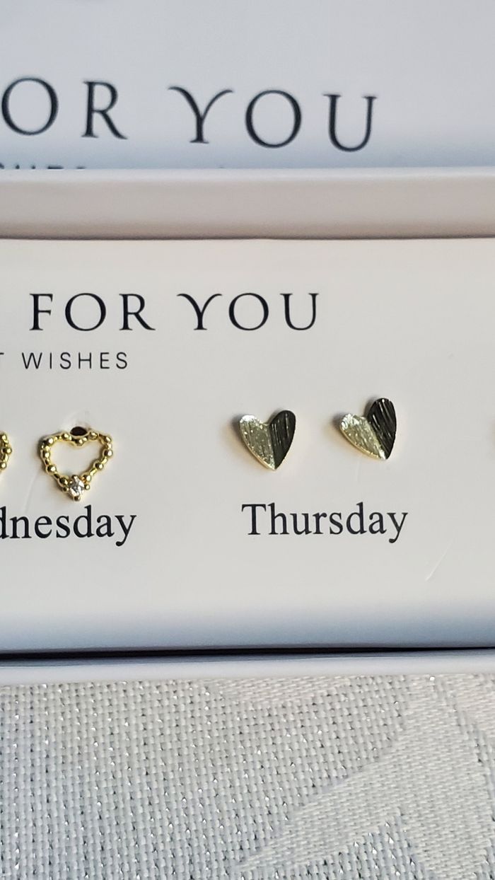 Ensembles boucles d'oreilles neuves. - photo numéro 8