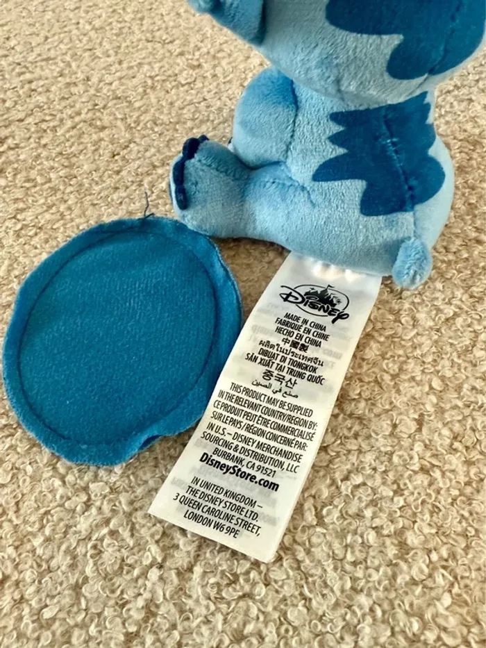 Peluche d’epaule Stitch aimantée - photo numéro 2