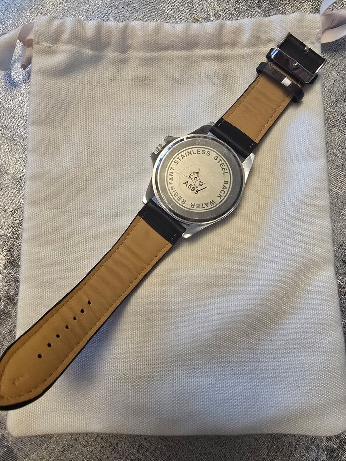 Montre "Amber Time" - photo numéro 2