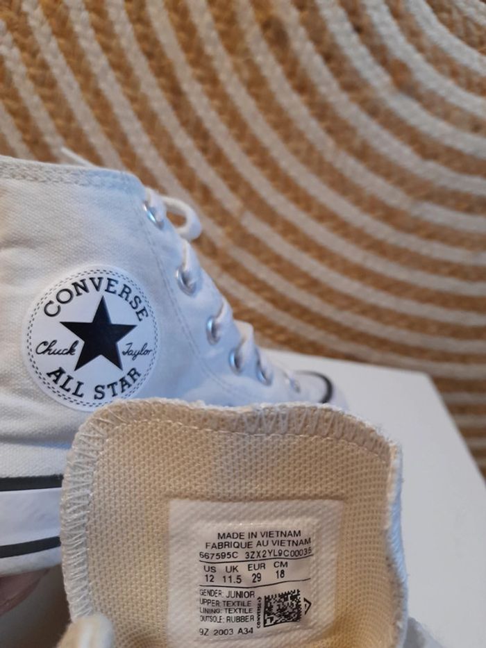 Converse mixte écriture Chuck Taylor rouge pointure 29 - photo numéro 3