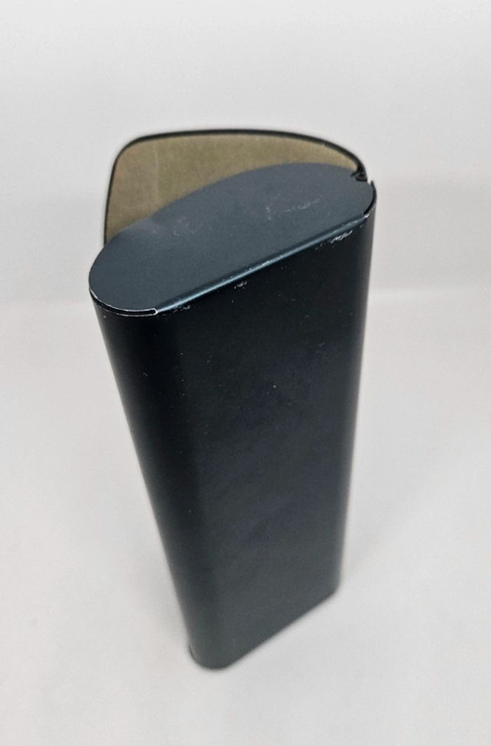 Étui à lunette.
Stepper.
Métallique. - photo numéro 5