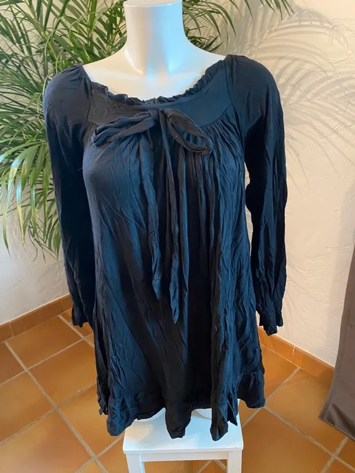 Robe noir manche longue