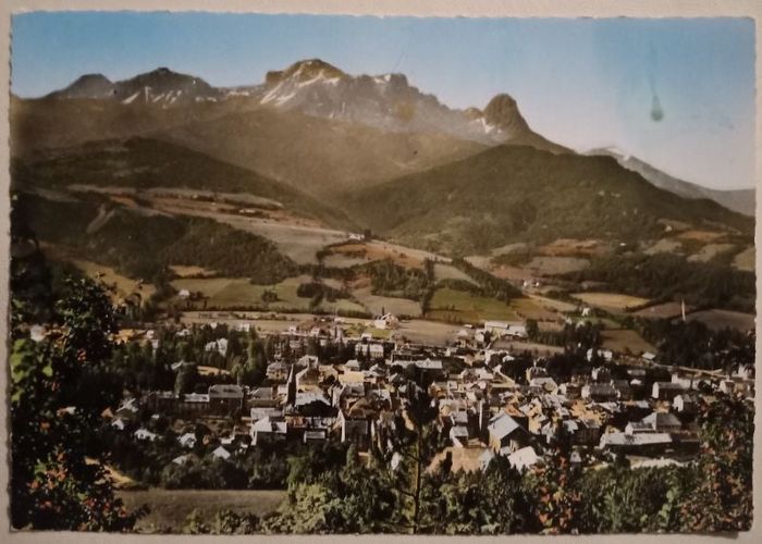 Grande carte postale Barcelonnette (Alpes de haute Provence)