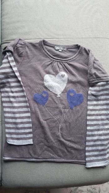 Pull fille 8 ans