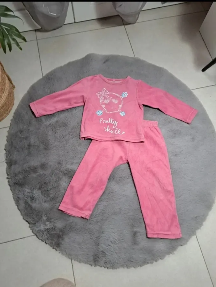 Pyjama rose 2 pieces 2 ans - photo numéro 2