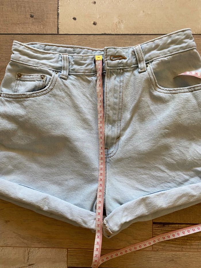 Short en jean taille haute mom - photo numéro 7
