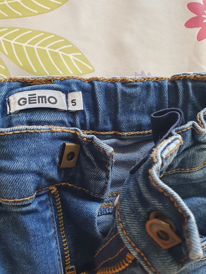 Jeans 5 ans - photo numéro 2
