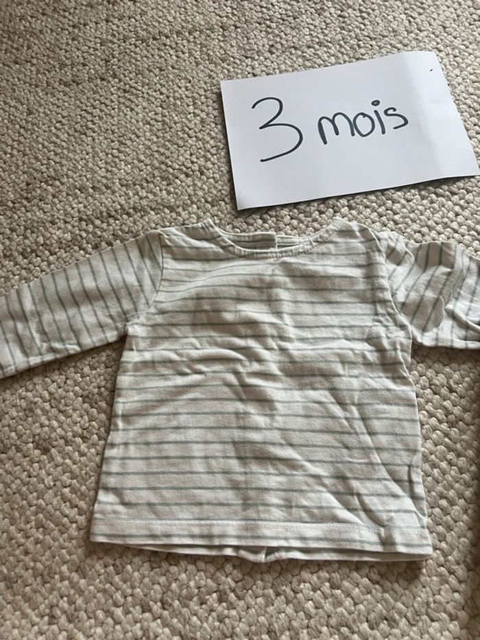 Lot teeshirts manche longue 3 mois - photo numéro 2