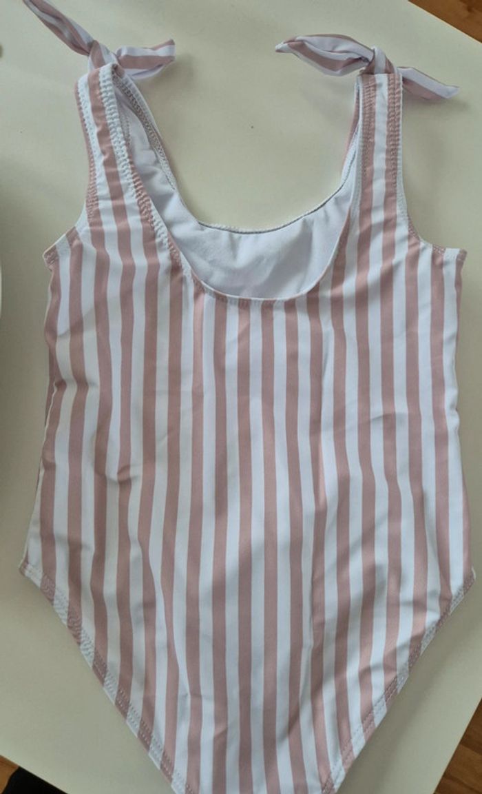 Maillots de bain neuf - photo numéro 2