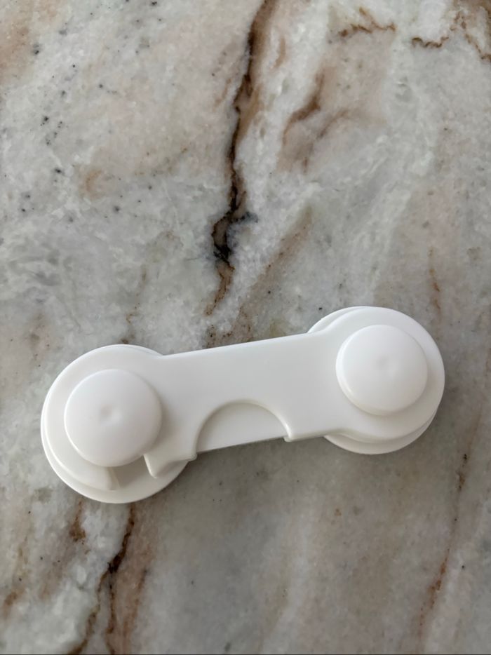 Bloque porte meuble bébé x8neuve - photo numéro 2