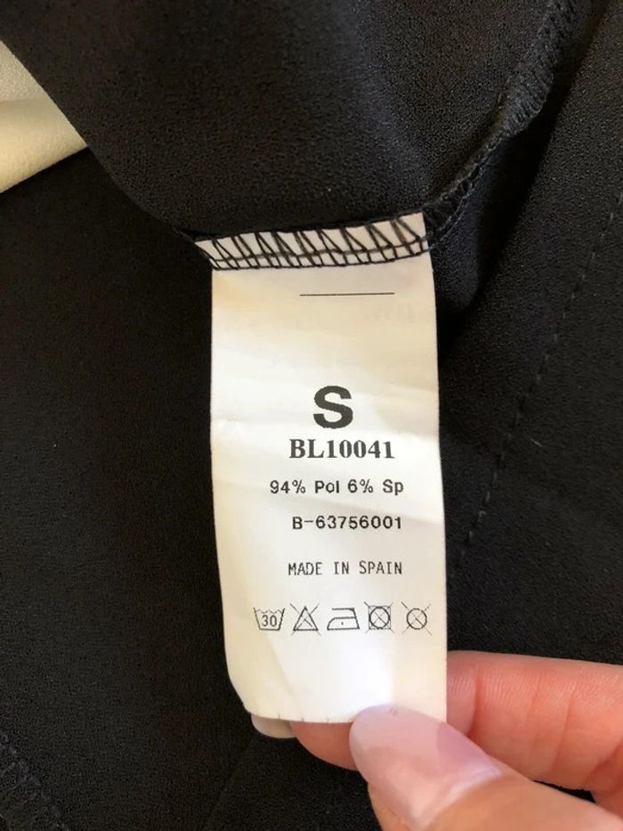 Robe noire et blanche neuve à manches courtes Black Lab taille S - photo numéro 13