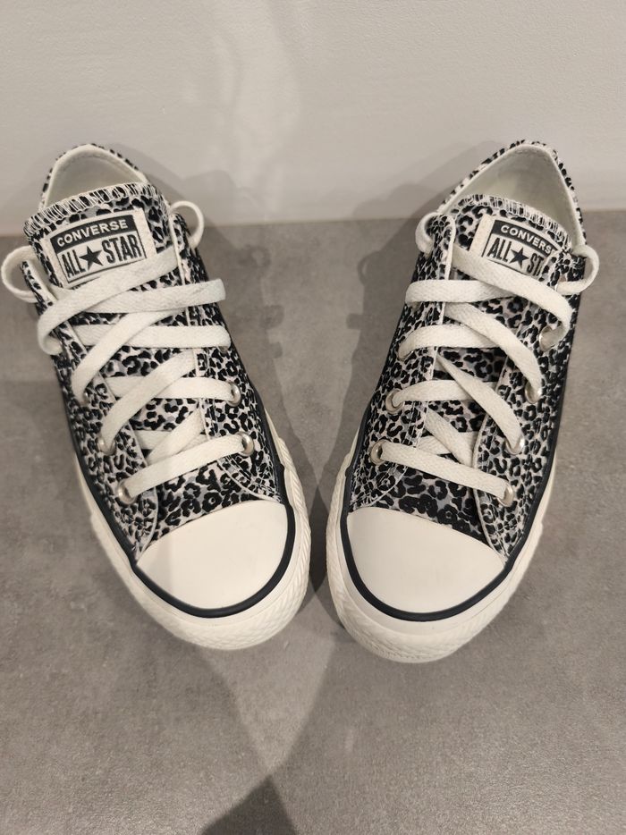 Converse - photo numéro 4