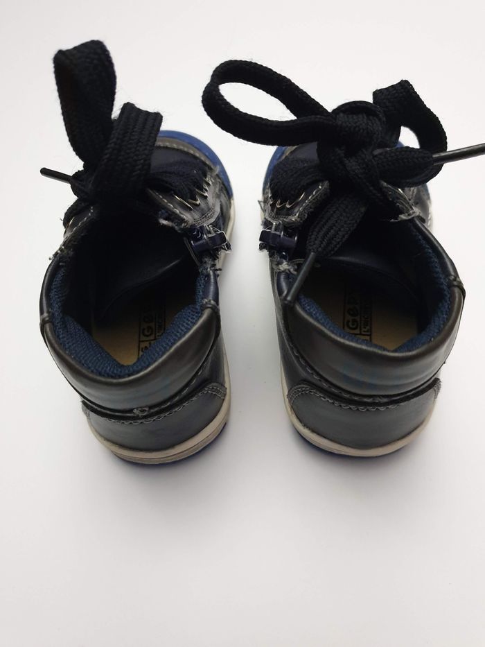 Chaussures taille 20 - photo numéro 5