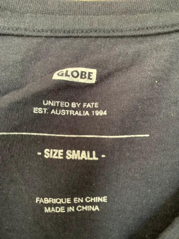 TEE shirt globe - photo numéro 3