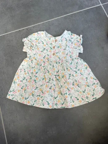 Robe motif fruit