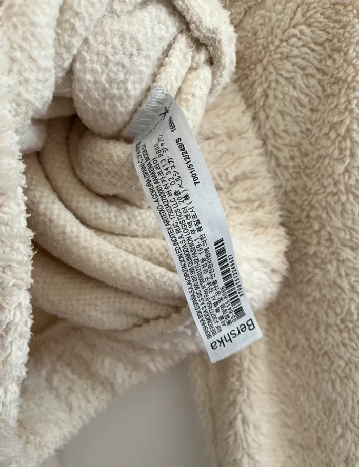 Pull polaire court blanc Bershka - photo numéro 6