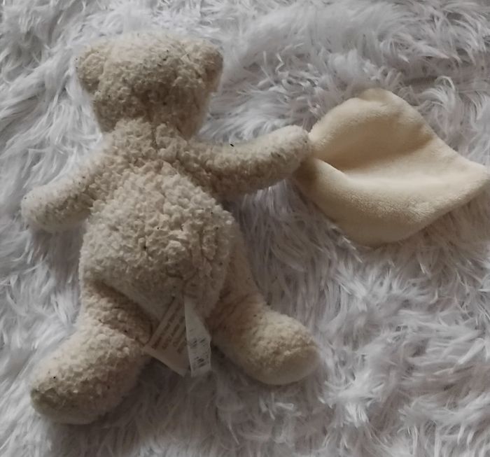 Doudou peluche ours moumoute avec mouchoir- Baby Nat - photo numéro 2