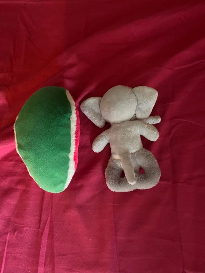 Lot peluche et hochet bébé - photo numéro 3