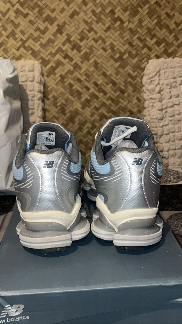 New Balance 2000 Abzorb – Bleu & Gris Taille 43 - photo numéro 3