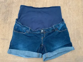 Short grossesse/maternité 38