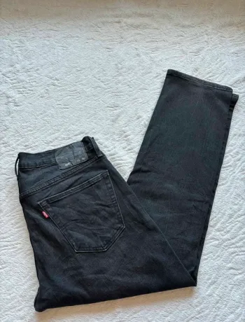 Jean Levi’s 559 homme XL/46 L30 coupe régular straight droit gris anthracite noir 00s y2k vintage
