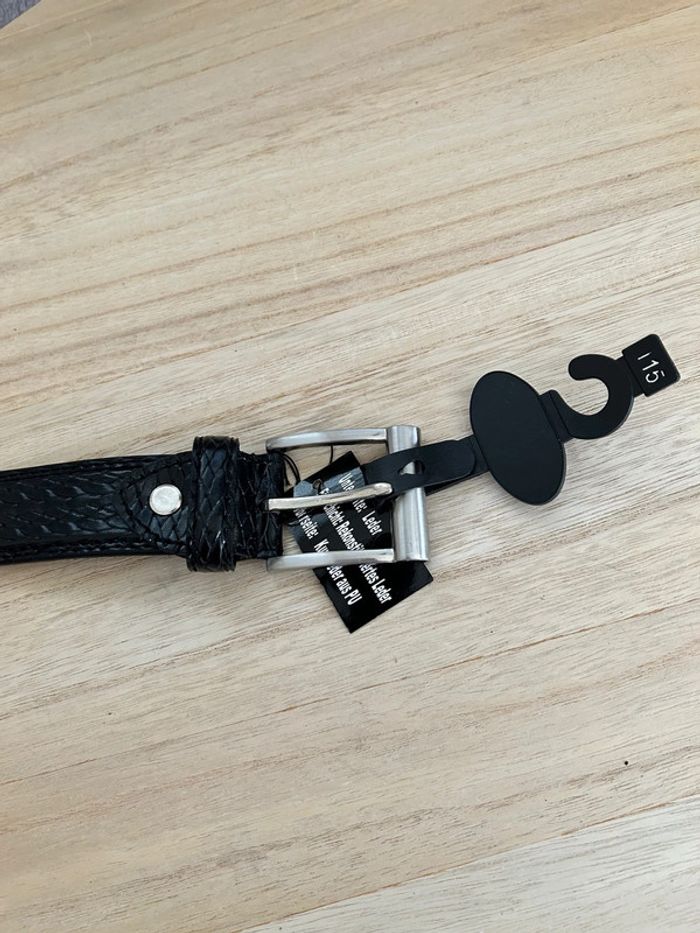 Ceinture en cuir noir taille 115 cm - photo numéro 3