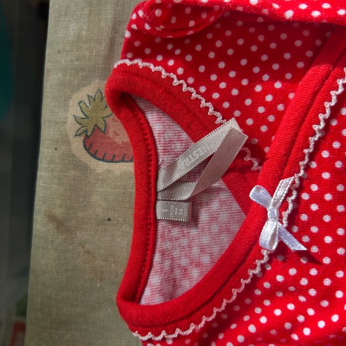 Lot de 2 bodies bébé en taille 1 mois - photo numéro 2