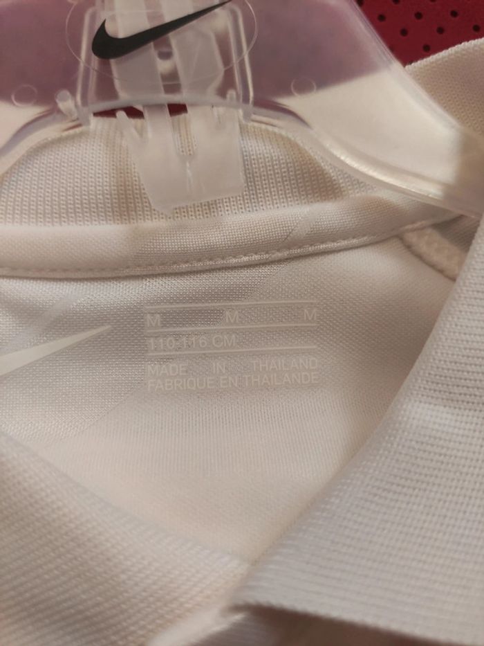 Tenue de foot PSG, Nike Authentique Officiel taille enfant 5/6 ans, Neuf - photo numéro 7