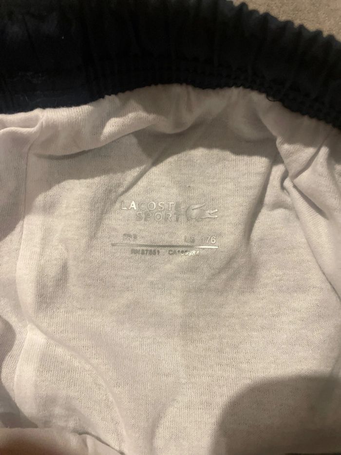 Short Lacoste - photo numéro 8