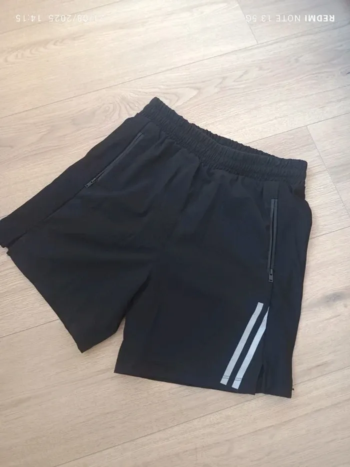 Magnifique short La redoute noir taille 12 ans