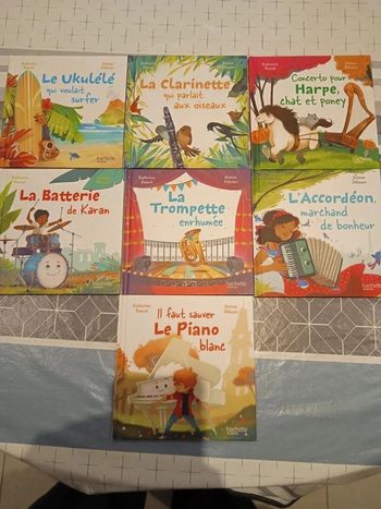 Lot de 7 livres en avant la musique