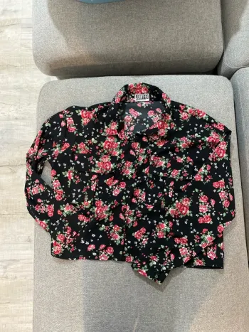 Chemise fleurie