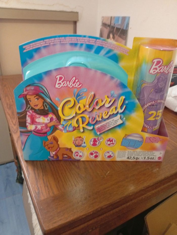 Barbie reveal 25 surprises tie dye fluo neuf dès 3 ans