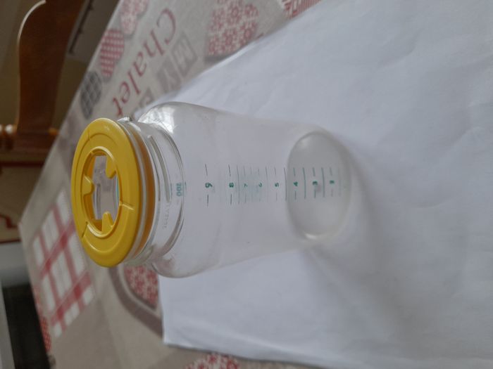 Biberon - photo numéro 3