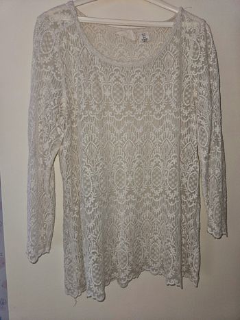 Haut style dentelle H&M