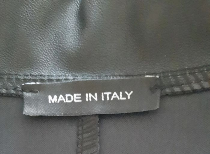 Robe noire similicuir manches longues taille 36 Made In Italy - photo numéro 4