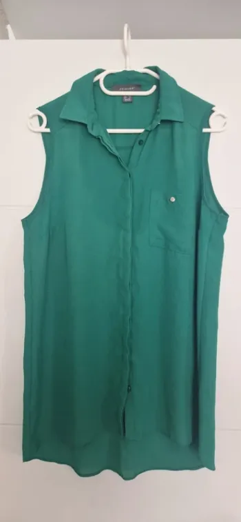 Blouse sans manche