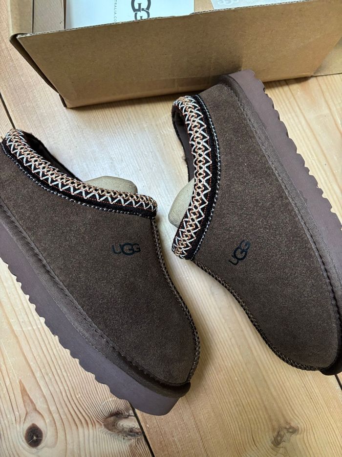 Ugg Tasman neuf  taille 36 - photo numéro 3