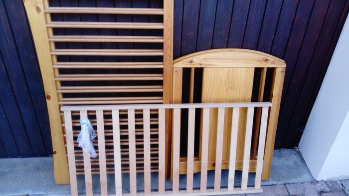 Lit bébé en bois Vert Baudet