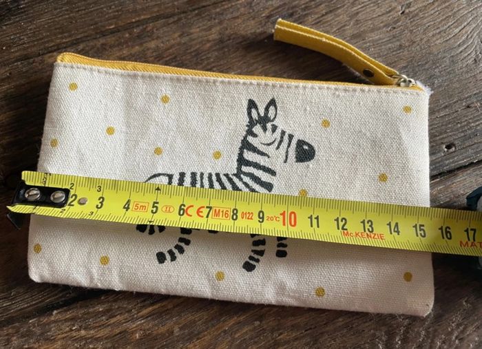 Neuve petite pochette zèbre - photo numéro 4