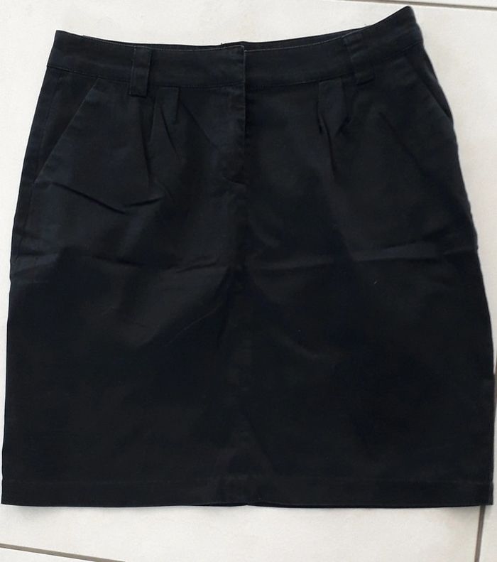 Jupe noir parfait état