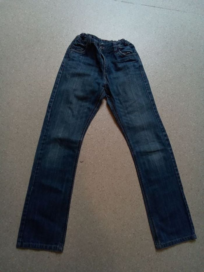 Jeans tape a l'oeil